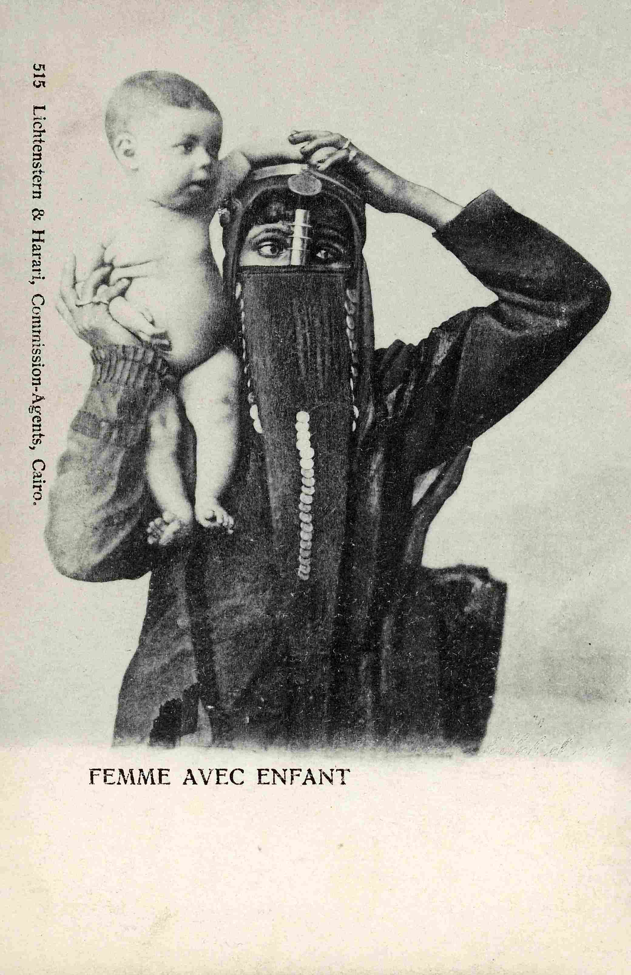 ‘Special collection of “Motherhood” postcards from archival postcards album,’ (HC.HP.2017.0018). Courtesy of Qatar National Library.&nbsp;