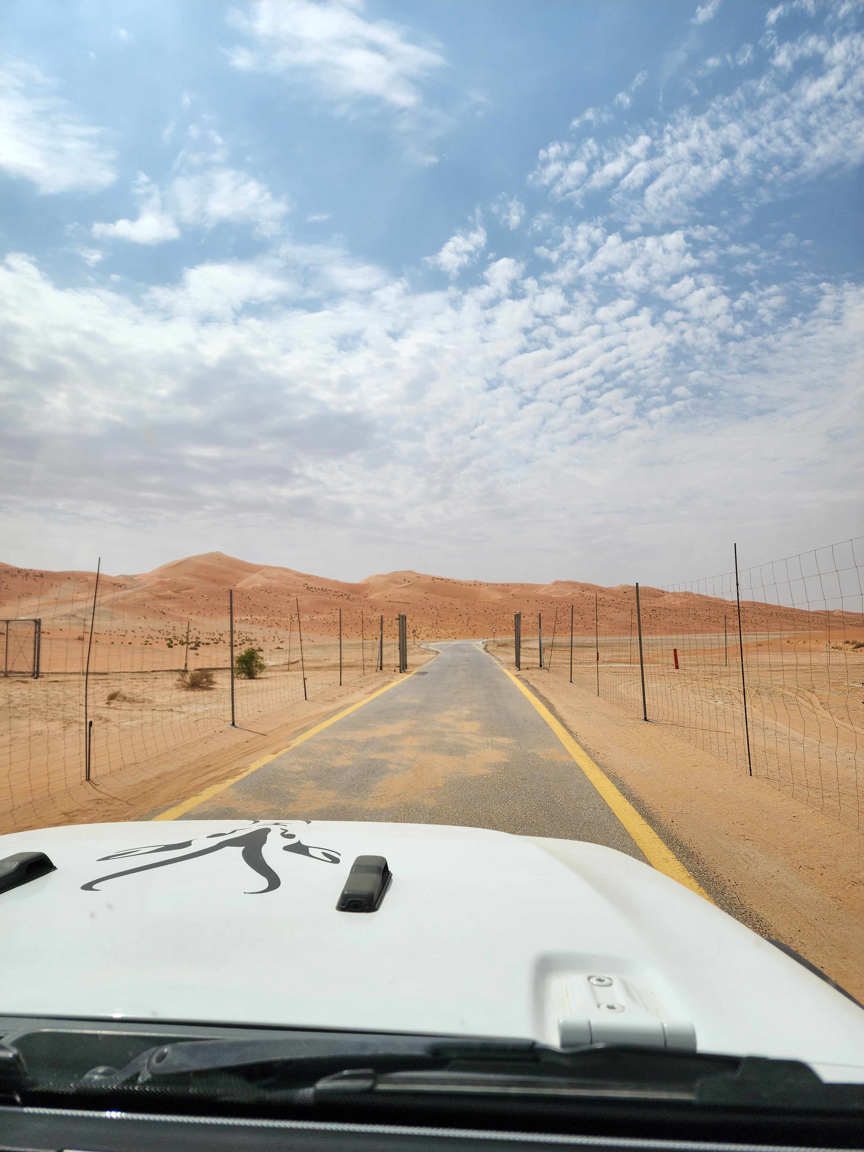 Ithraeyat editorial team roadtrip in Shaybah Wildlife Sanctuary.Photo by Rym Al-Ghazal.