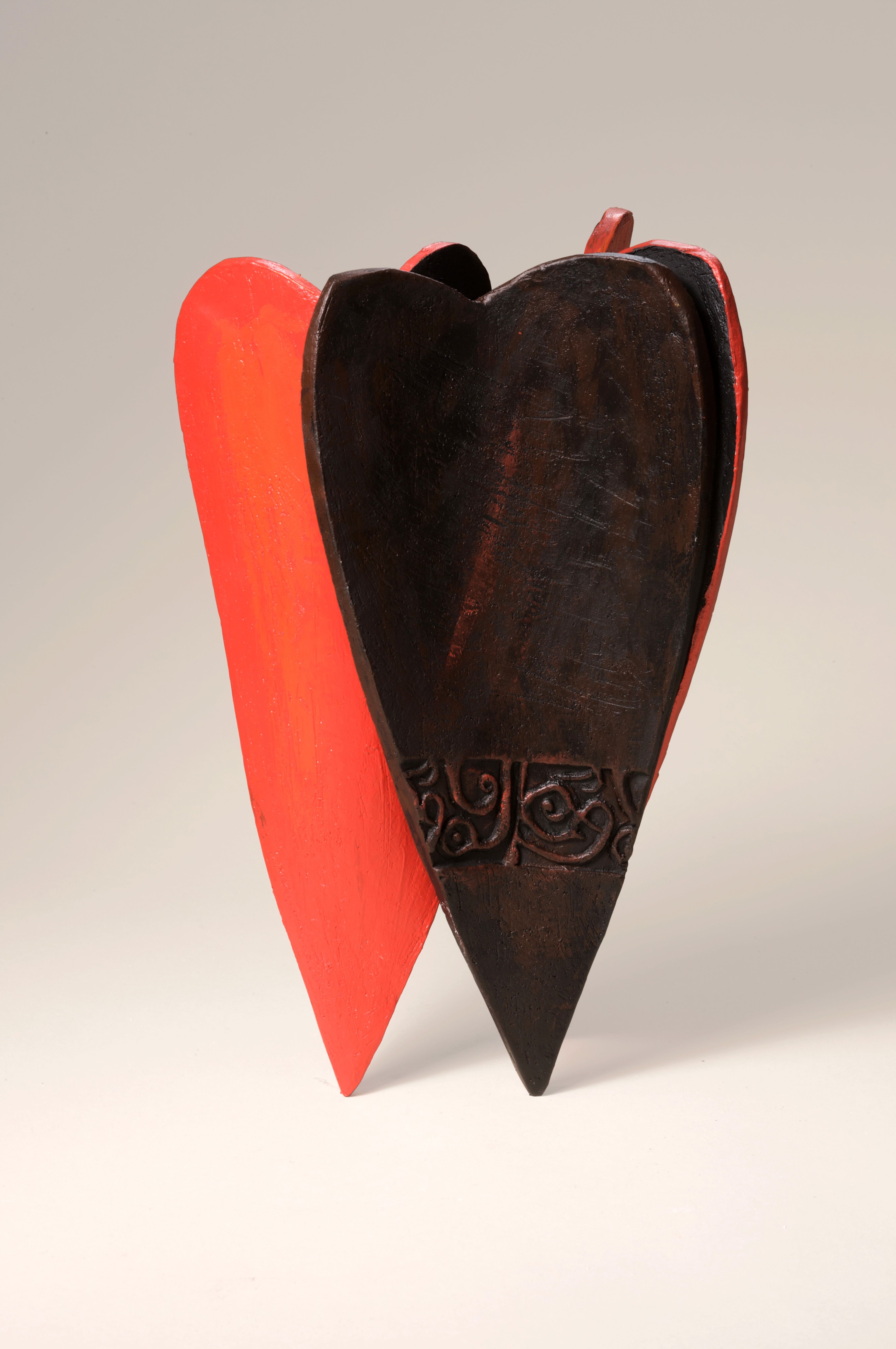 Tomorrow My Heart Will Heal. Earthstone, velvet and acrylic. 30x19x10cm. 2008. Private collection London. Part of the artist solo-exhibition Beats and Burdens Dreams 2009. Inaugurated by Dr Venetia Porter, this presentation was a tribute to Iraq’s heroic women, in response to the war in Iraq, her land and her people.