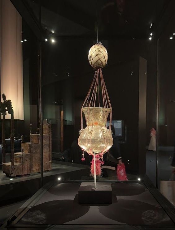 Mosque lamp Possibly Egypt, 13th/19th century Blown, enameled and gilded glass lamp: h. 35; suspension ball: h. 17; total: 110 cm King Abdulaziz Center for World Culture–Ithra, Dhahran.