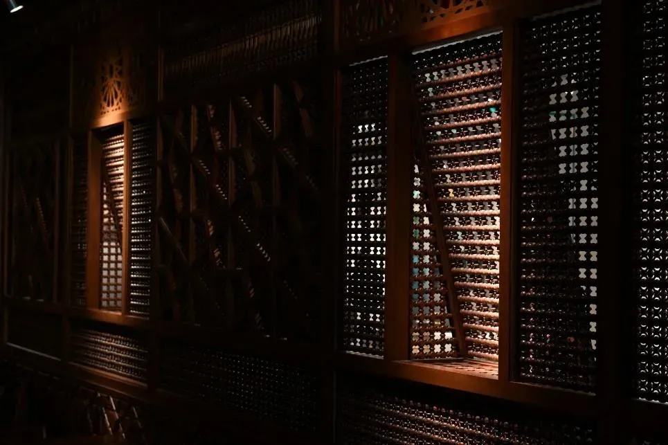 Traditional majlis in a traditional home, filled with beautiful moments and meticulous crafts. Part of Ithra Museum’s exhibition ‘In Praise of the Artisan.’ Photo by Ahmed Al-Thani.