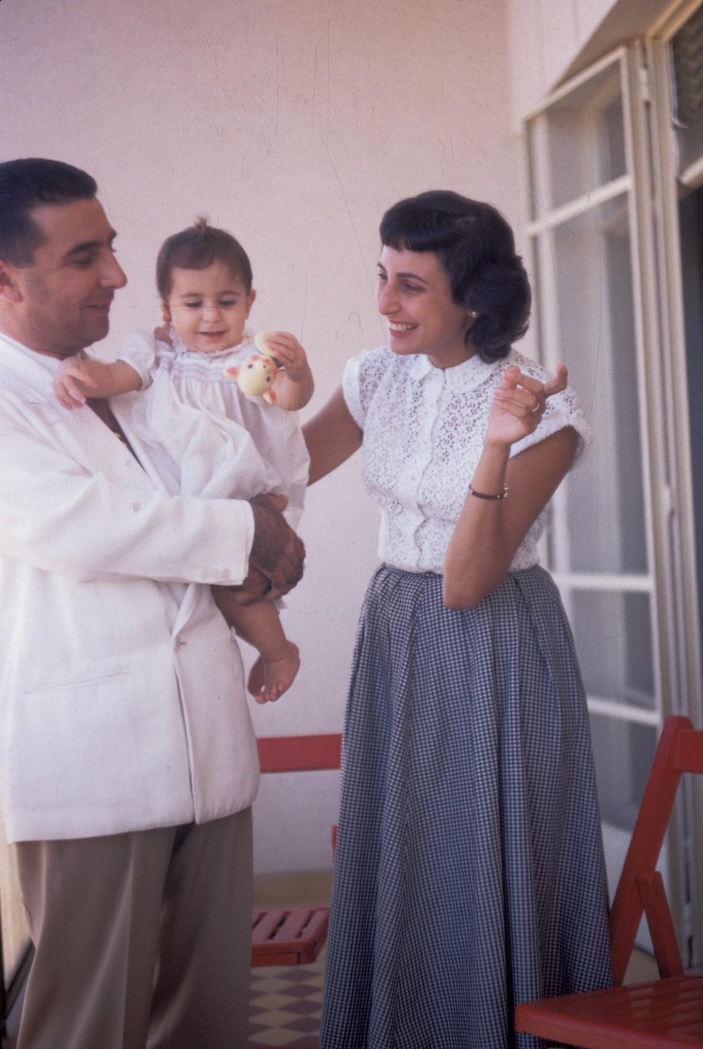 &nbsp;‘Mrs. Nahas Rice with her partner and child.’ October 14, 1951. Courtesy of Aramco Archives.