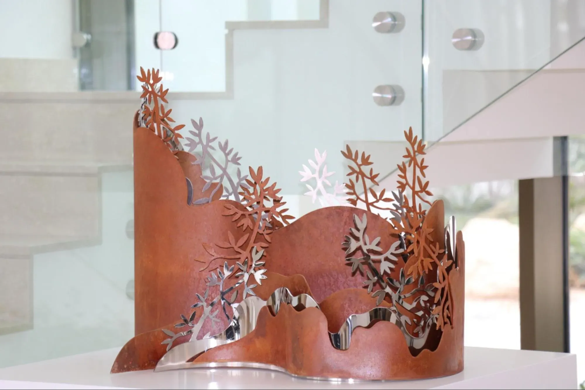‘Root 04.’ Azza Alqubaisi. 2023. Stainless steel and mild steel. 70 x 70 x 50 cm. Courtesy of Leila Heller Gallery and Azza Alqubaisi.&nbsp;&nbsp;