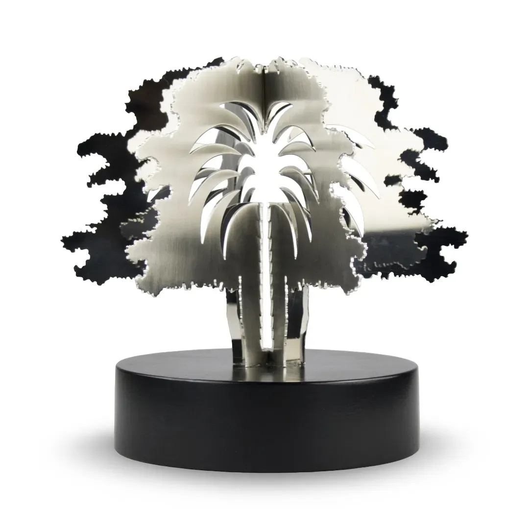 ‘Seeking identity.’ Azza Alqubaisi. 2023. 22 x 22 x23 cm. Courtesy of Leila Heller Gallery and Azza Alqubaisi.&nbsp;
