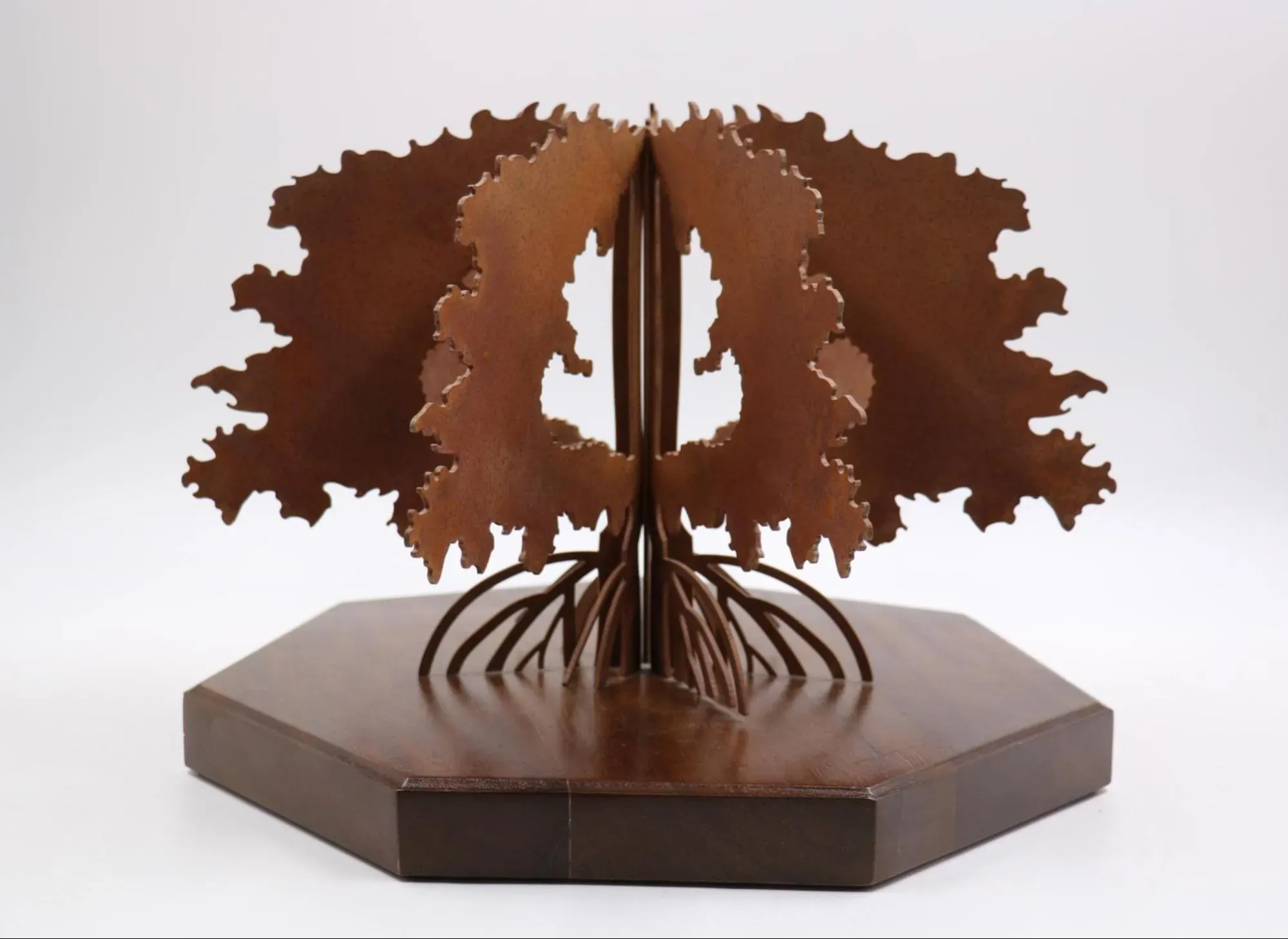 ‘Ghaff and Mangrove.’ Azza Alqubaisi. Mild steel and wood. Courtesy of Leila Heller Gallery and Azza Alqubaisi.&nbsp;&nbsp;