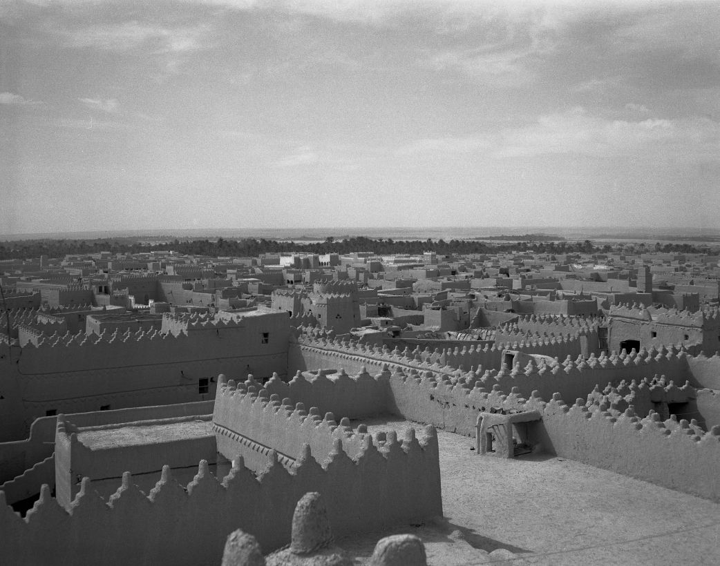 The roof tops of Riyadh city, 1949. Courtesy of Aramco Archives